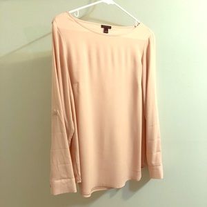 Like new! Ann Taylor pale blush/pink dress shirt